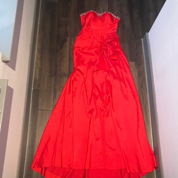 Red Formal Gown - Picture 1 of 7